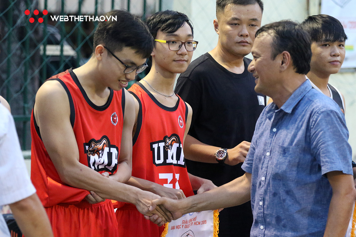 Khai mạc Giải Bóng rổ Đại học Y Dược TP.HCM 2019: Sản phẩm tâm huyết của đội ngũ Y dược sĩ tương lai Khai mạc Giải Bóng rổ Đại học Y Dược TP.HCM 2019: Sản phẩm tâm huyết của đội ngũ Y dược sĩ tương lai